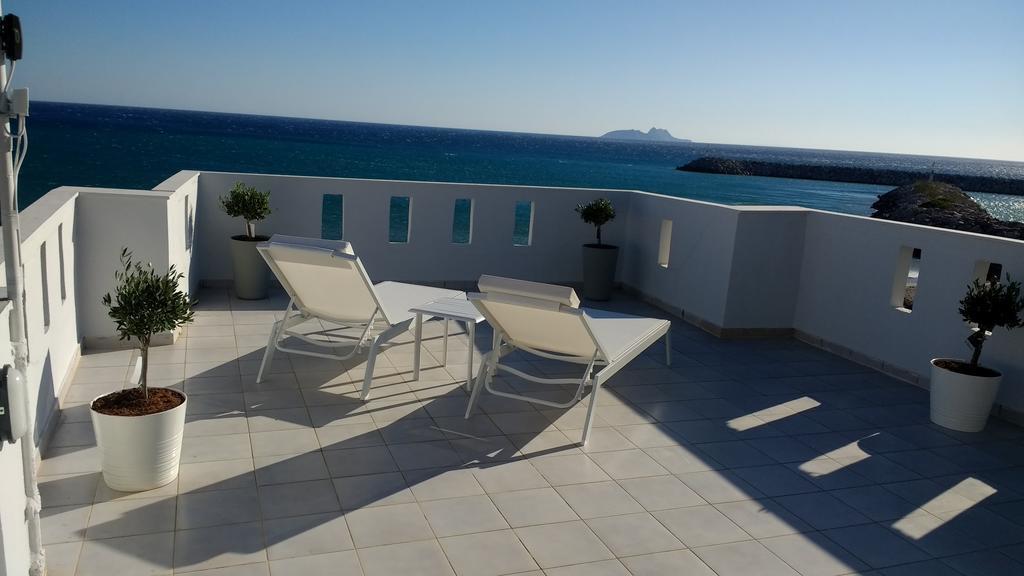 Golden Sun Apartment Kokkinos Pirgos Exterior photo