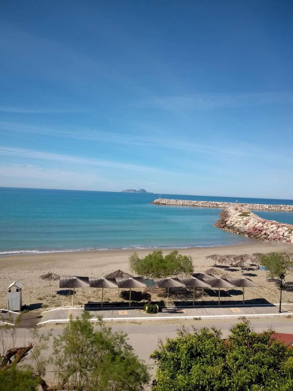 Golden Sun Apartment Kokkinos Pirgos Exterior photo